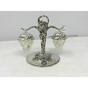 NEW Godinger Silver Art‎ Plated Hanging Grapes Salt and Pepper Shaker Set